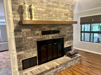 Welcome to easy living in this beautifully maintained home on a on Mountain Ranch Golf Club in Arkansas - for sale on GolfHomes.com, golf home, golf lot