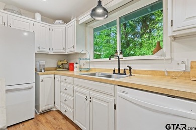 ***Priced to Sell*** Charming Updated Cottage with Serene Sounds on Hide-A-Way Lake Golf Course in Texas - for sale on GolfHomes.com, golf home, golf lot