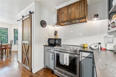 Beautifully remodeled full brick home nestled in a cul-de-sac on on Indian Springs Country Club in Oklahoma - for sale on GolfHomes.com, golf home, golf lot