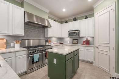Perfectly updated condo in the Cascades Lake Towers!  With an on Cascades Golf Club in Texas - for sale on GolfHomes.com, golf home, golf lot