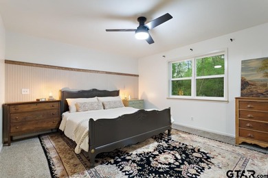 ***Priced to Sell*** Charming Updated Cottage with Serene Sounds on Hide-A-Way Lake Golf Course in Texas - for sale on GolfHomes.com, golf home, golf lot