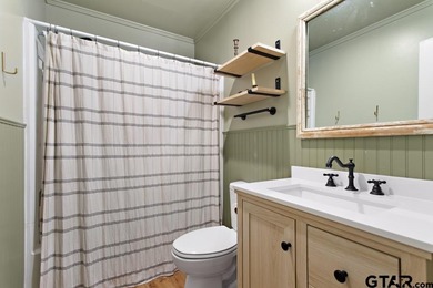 ***Priced to Sell*** Charming Updated Cottage with Serene Sounds on Hide-A-Way Lake Golf Course in Texas - for sale on GolfHomes.com, golf home, golf lot