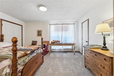 Beautifully remodeled full brick home nestled in a cul-de-sac on on Indian Springs Country Club in Oklahoma - for sale on GolfHomes.com, golf home, golf lot