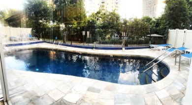 Corner unit, well maintained building. Short walk to Waikiki on Ala Wai Golf Course in Hawaii - for sale on GolfHomes.com, golf home, golf lot