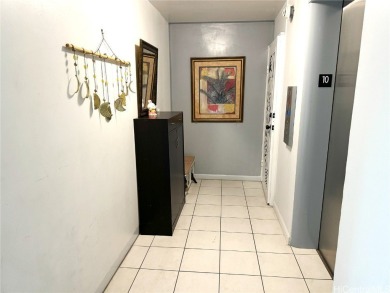 Corner unit, well maintained building. Short walk to Waikiki on Ala Wai Golf Course in Hawaii - for sale on GolfHomes.com, golf home, golf lot