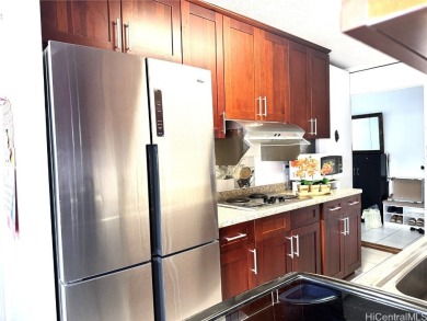 Corner unit, well maintained building. Short walk to Waikiki on Ala Wai Golf Course in Hawaii - for sale on GolfHomes.com, golf home, golf lot