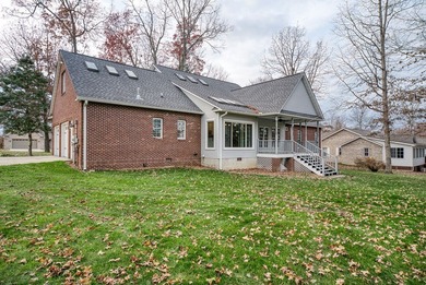 Beautifully maintained 5BD/4.5BA home located in the desirable on Deer Creek Golf Club in Tennessee - for sale on GolfHomes.com, golf home, golf lot