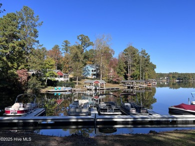 WELCOME to Lake Royale a charming, secluded community, within on River Golf and Country Club at Lake Royale in North Carolina - for sale on GolfHomes.com, golf home, golf lot