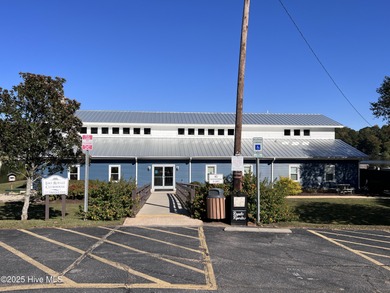 WELCOME to Lake Royale a charming, secluded community, within on River Golf and Country Club at Lake Royale in North Carolina - for sale on GolfHomes.com, golf home, golf lot