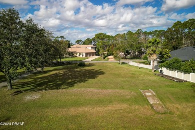 A rare vacant lot in Sugar Mill!   Great location, uniquely on Sugar Mill Country Club in Florida - for sale on GolfHomes.com, golf home, golf lot