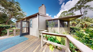 RARE AND DESIRABLE END UNIT ON AN OVERSIZED AND BEAUTIFULLY on East Lake Woodlands Country Club in Florida - for sale on GolfHomes.com, golf home, golf lot