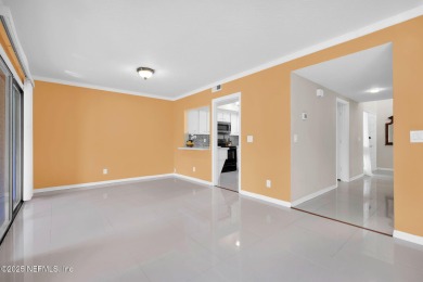 Updated End-Unit Condo in Deerwood Country Club Villas! Move-in on The Deerwood Country Club in Florida - for sale on GolfHomes.com, golf home, golf lot