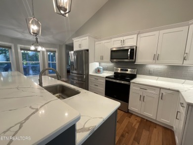 Like New Jones Bros Construction home in Fairfield Glade. (Owner on Stonehenge Golf Course in Tennessee - for sale on GolfHomes.com, golf home, golf lot
