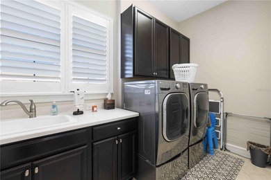 TURNKEY (all furnishings and appliances) end-unit luxury coach on Esplanade Golf and Country at Lakewood Ranch in Florida - for sale on GolfHomes.com, golf home, golf lot