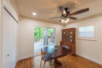 WELCOME HOME! This charming 2-bedrm, 2-bathrm home located in on Bella Vista Country Club and Golf Course in Arkansas - for sale on GolfHomes.com, golf home, golf lot
