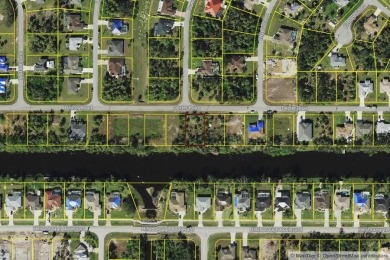 Beautiful lot waiting for you to build your dream home in the on Bobcat Trail Golf Club in Florida - for sale on GolfHomes.com, golf home, golf lot