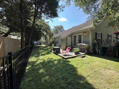 Charming One-Level DUPLEX just a mile from the beach! Looking on True Blue Plantation in South Carolina - for sale on GolfHomes.com, golf home, golf lot