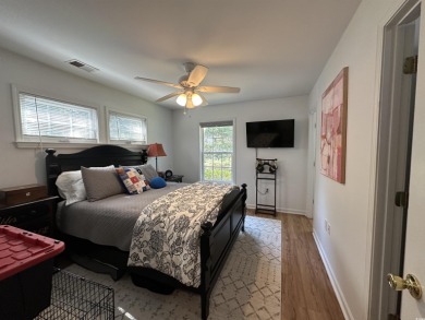 Charming One-Level DUPLEX just a mile from the beach! Looking on True Blue Plantation in South Carolina - for sale on GolfHomes.com, golf home, golf lot