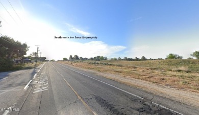 For sale is a 17,300 sq feet vacant lot across the street from on Tierra Del Sol Golf Course in California - for sale on GolfHomes.com, golf home, golf lot