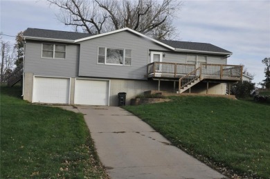 Seller says Make Offer!!  Location Location! Just 150-yard walk on Ellis Park Golf Course in Iowa - for sale on GolfHomes.com, golf home, golf lot