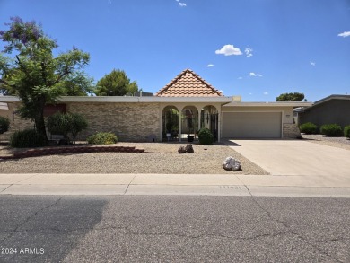 Amazing Golf Course property   Located on 15th tee of the Willow on Sun City-Willow Creek / Willow Brook  in Arizona - for sale on GolfHomes.com, golf home, golf lot