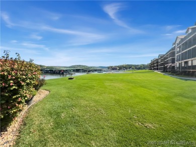 Whether you're looking for a weekend getaway, a permanent on Lake Valley Country Club in Missouri - for sale on GolfHomes.com, golf home, golf lot