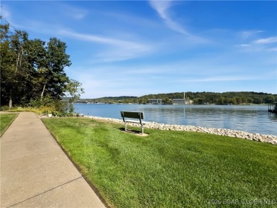 Whether you're looking for a weekend getaway, a permanent on Lake Valley Country Club in Missouri - for sale on GolfHomes.com, golf home, golf lot