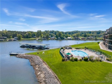 Whether you're looking for a weekend getaway, a permanent on Lake Valley Country Club in Missouri - for sale on GolfHomes.com, golf home, golf lot