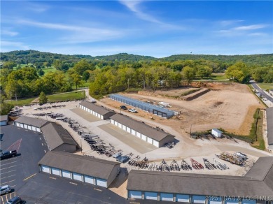 Whether you're looking for a weekend getaway, a permanent on Lake Valley Country Club in Missouri - for sale on GolfHomes.com, golf home, golf lot