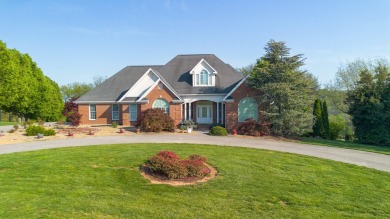 Awesome Patriot Hills Golf Course Home!  This home overlooks # on Patriot Hills Golf Club in Tennessee - for sale on GolfHomes.com, golf home, golf lot