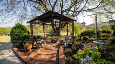 Awesome Patriot Hills Golf Course Home!  This home overlooks # on Patriot Hills Golf Club in Tennessee - for sale on GolfHomes.com, golf home, golf lot
