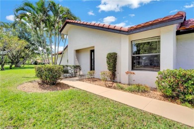 Beautiful 3 bed, 2 bath corner unit townhome in The Lakes of on Deer Creek Golf Club in Florida - for sale on GolfHomes.com, golf home, golf lot