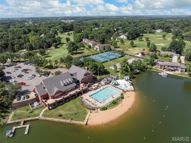 Live where others dream of! This updated 2 bed, 1 bath condo in on Lake Saint Louis Par 3 in Missouri - for sale on GolfHomes.com, golf home, golf lot