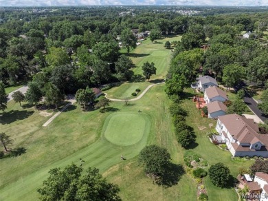 Live where others dream of! This updated 2 bed, 1 bath condo in on Lake Saint Louis Par 3 in Missouri - for sale on GolfHomes.com, golf home, golf lot