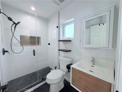 Beautiful 5 Bedroom, 3 Bath SINGLE-STORY home nestled in the on Vista Valencia Golf Course in California - for sale on GolfHomes.com, golf home, golf lot
