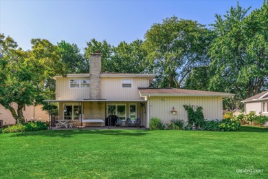 On the 18th fairway of Cress Creek Golf Club!  Half a block to on Cress Creek Country Club in Illinois - for sale on GolfHomes.com, golf home, golf lot