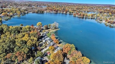 Welcome to your dream home nestled just 12 residences away from on Union Lake Golf Course in Michigan - for sale on GolfHomes.com, golf home, golf lot