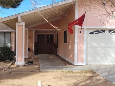Large and spacious home with 3 BR/ 2 Ba, office, indoor laundry on Tierra Del Sol Golf Course in California - for sale on GolfHomes.com, golf home, golf lot