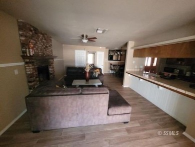 Large and spacious home with 3 BR/ 2 Ba, office, indoor laundry on Tierra Del Sol Golf Course in California - for sale on GolfHomes.com, golf home, golf lot
