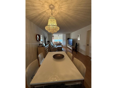 One bedroom one and a half bedroom condo in resort like + on Sunrise Lakes Phase III in Florida - for sale on GolfHomes.com, golf home, golf lot