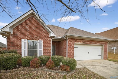 Stylish home located in the desirable Canebrake Subdivision on Canebrake Golf Club in Alabama - for sale on GolfHomes.com, golf home, golf lot