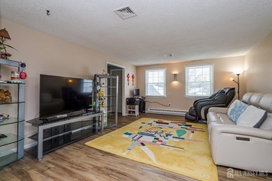 Welcome to this beautiful updated 2 bedroom 2 bathroom home with on Rossmoor Golf Club in New Jersey - for sale on GolfHomes.com, golf home, golf lot