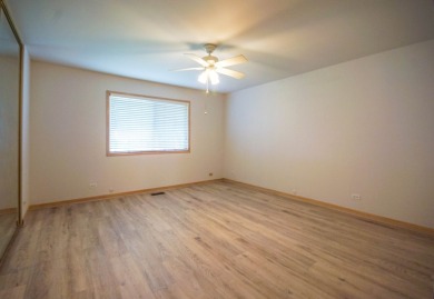 Highly desirable main level ranch style in great location near on Boughton Ridge Golf Course in Illinois - for sale on GolfHomes.com, golf home, golf lot