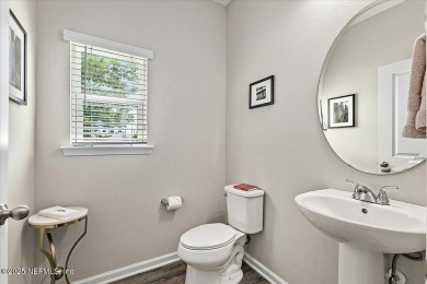 This like new home w/oversized 2-car garage in Ponte Vedra Beach on Marsh Landing Country Club - Saint Johns County in Florida - for sale on GolfHomes.com, golf home, golf lot