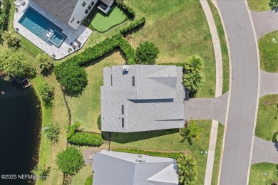 This like new home w/oversized 2-car garage in Ponte Vedra Beach on Marsh Landing Country Club - Saint Johns County in Florida - for sale on GolfHomes.com, golf home, golf lot