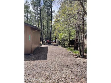 Beautiful spacious lot in the highly sought-after Animal Hill on Pinewood Country Club in Arizona - for sale on GolfHomes.com, golf home, golf lot