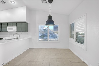 Beautiful 2 Bedroom, 1 Bathroom home in the amazing Painted on Painted Desert Golf Club in Nevada - for sale on GolfHomes.com, golf home, golf lot