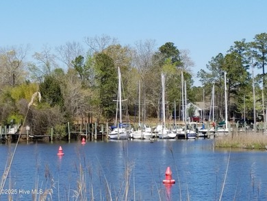 Nice Golf Course Front Building Lot on Approach Shot of Green on Minnesott Golf and Country Club in North Carolina - for sale on GolfHomes.com, golf home, golf lot