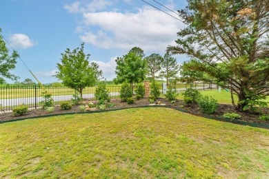 Welcome to 1661 S Coopers Cove in Fayetteville. This 5 bed, 3.5 on Stonebridge Meadows Golf Club in Arkansas - for sale on GolfHomes.com, golf home, golf lot