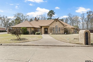 This 4 bedrooms, 3 bathrooms (one is a Jack and Jill) home on Mount Pleasant Country Club in Texas - for sale on GolfHomes.com, golf home, golf lot